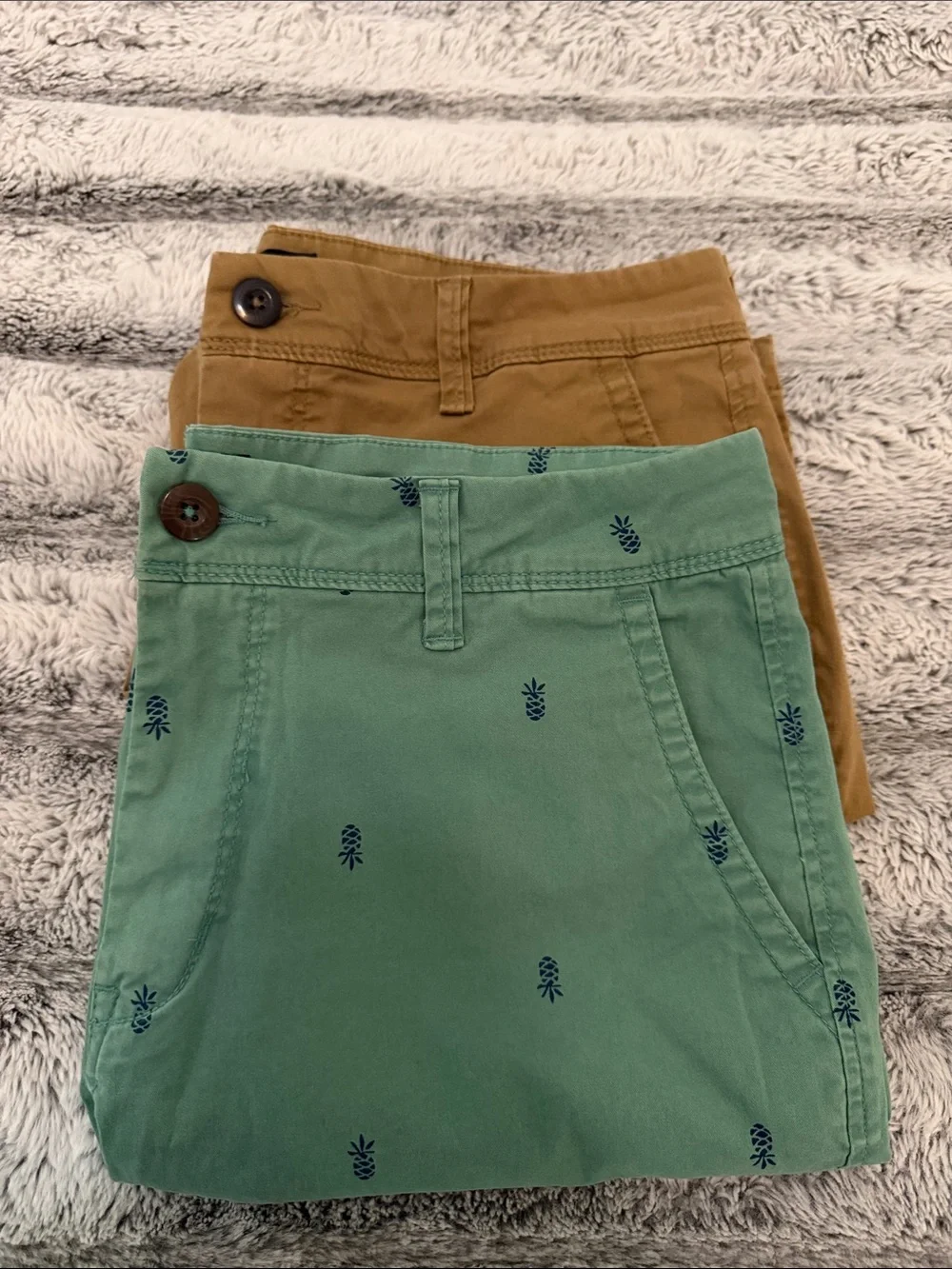 Aeropostale Men’s Chino Shorts 2 Pair Bundle Khaki Pineapple - Size 32
